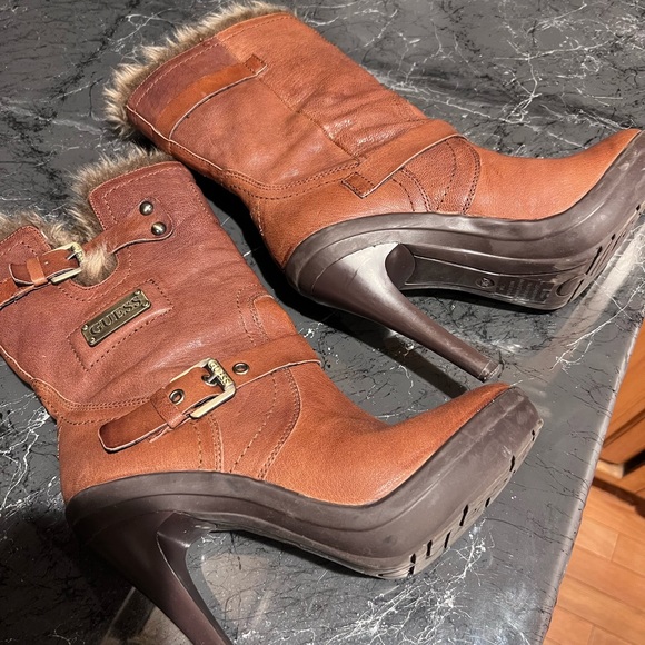 Guess Women's GW Benny Faux Fur Leather Heeled Boots 7.5 - Picture 6 of 10